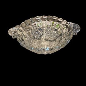 Price drop … Anchor Hocking Bowl, Dots and Bars/ 2 Handled Bowl Vintage